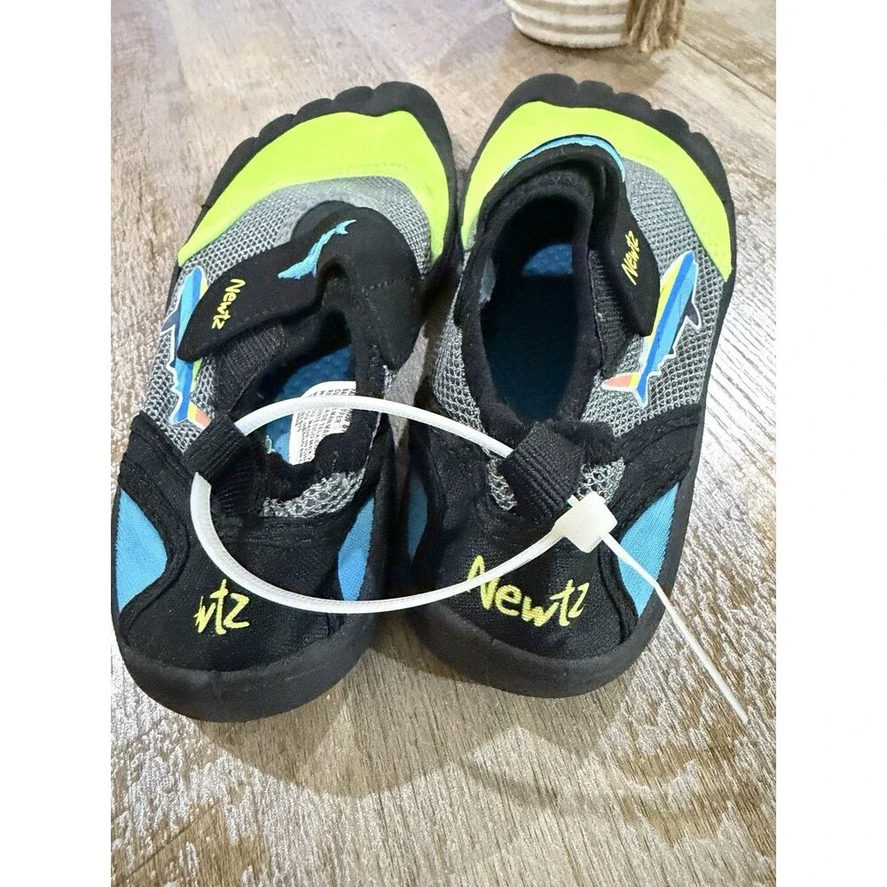 Newtz Kids Water Shoes Size 2/3 Youth Shark Black Lime Green Aqua Socks NWOT